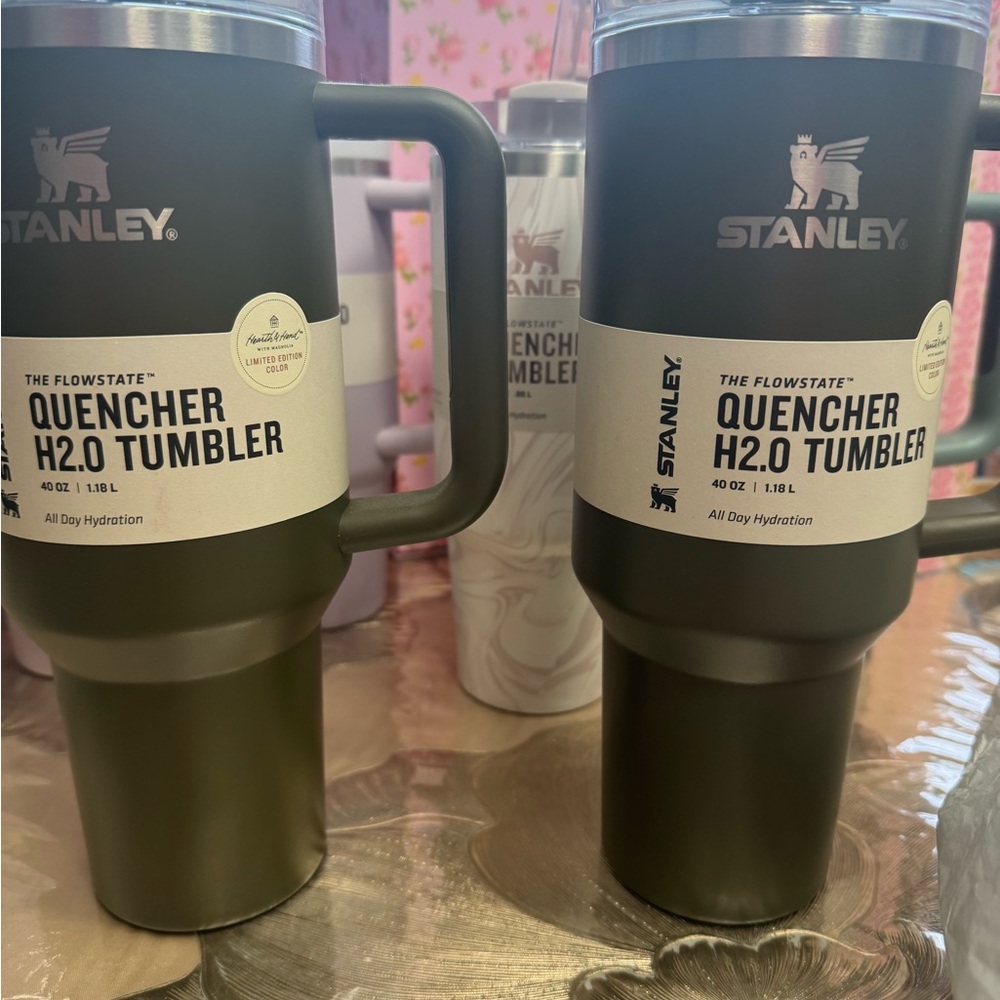 Stanley Limited Edition Olive Quencher Tumbler